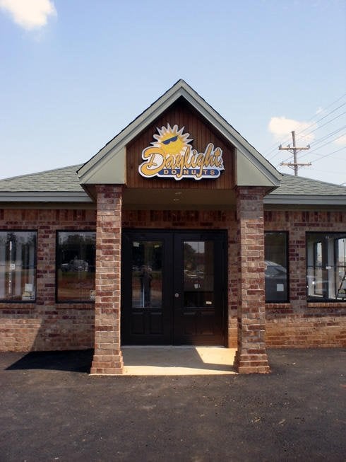 Daylight Donut of Catoosa Logo