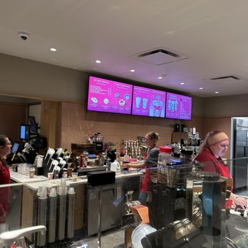 Starbucks - Coffee & Tea Near Me - Lebec, California