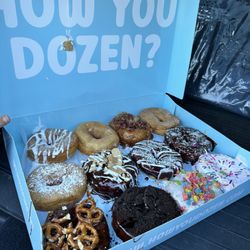 Beach Break Donuts & Ice Cream - Dozen as a gift