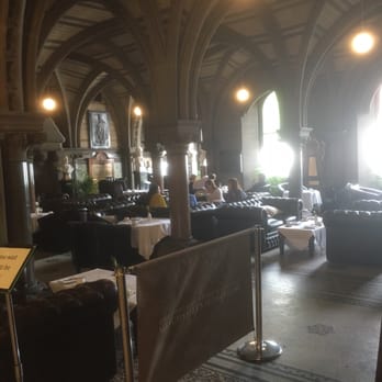 Manchester Town Hall - Landmarks & Historical Buildings Near Me - Manchester, XGM Manchester Town Hall - Landmarks & Historical Buildings Near Me - Manchester, XGM