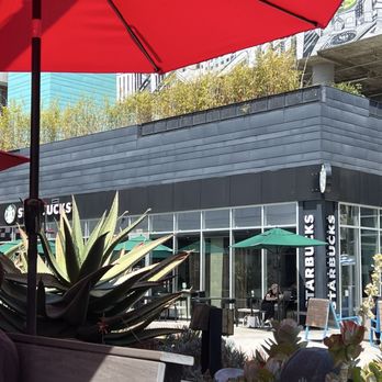 Hopdoddy Burger Bar - Spacious sunny patio - Burgers Near Me - Playa Vista, California Hopdoddy Burger Bar - Spacious sunny patio - Burgers Near Me - Playa Vista, California