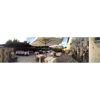 Agriturismo Sa Mandra - Before the guests arrive. - Italian Near Me - Alghero, SS Agriturismo Sa Mandra - Before the guests arrive. - Italian Near Me - Alghero, SS