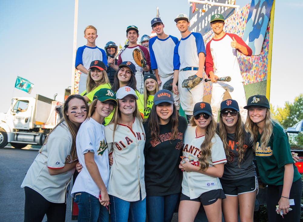 VALLEY CHRISTIAN HIGH SCHOOL Updated November 2024 47 Photos & 51