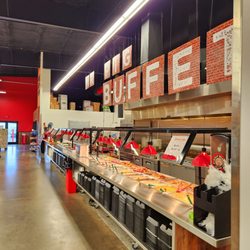 Piggly Wiggly - Dec 2022: Buffet Pic 1 of 3