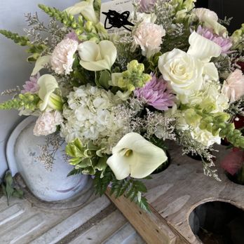 Bakersfield Flower Market - Sympathy bouquet suggested to me with soft pops of color. What a great suggestion. - Florists Near Me - Bakersfield, California Bakersfield Flower Market - Sympathy bouquet suggested to me with soft pops of color. What a great suggestion. - Florists Near Me - Bakersfield, California