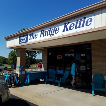 The Fudge Kettle - exterior - Candy Stores Near Me - Avon, Indiana