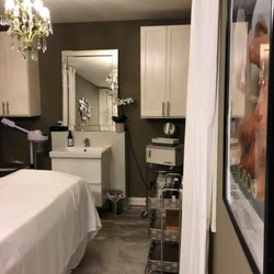 Chris Edwards Salon - Facial/Massage Suite.