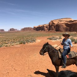 Roy Black's Guided Tours - Monument Valley
