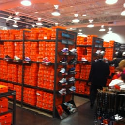 nike clinton crossing