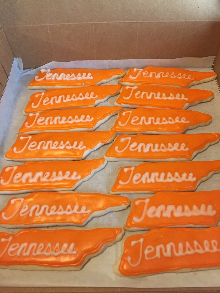 MERMER’S BAKERY Updated September 2024 10 Reviews 617 N Gay St