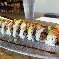 Mikuni Japanese Restaurant and Sushi Bar - Incredible Roll (no masago)