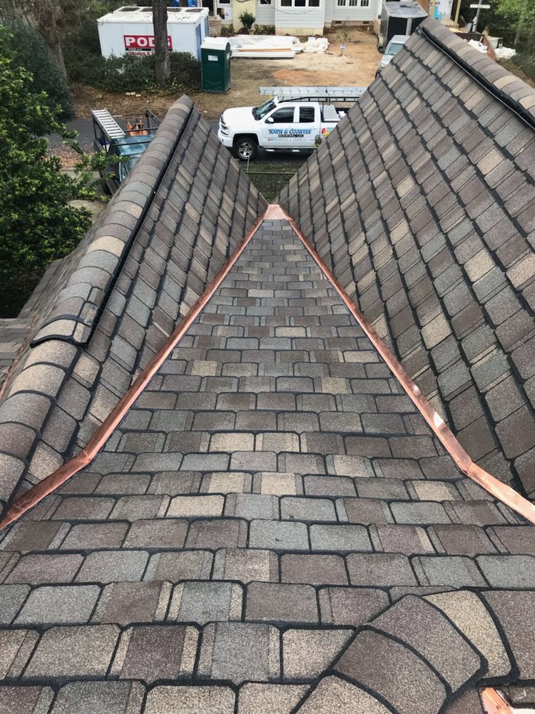 Slide of B&M Roofing & Construction