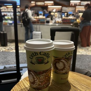 Urth Cafe - Coffee before flight - Coffee & Tea Near Me - Los Angeles, California
