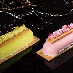 Le Macaron French Pastries