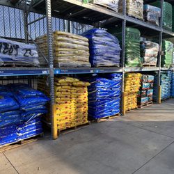 Lowe's Home Improvement - Potting soil
