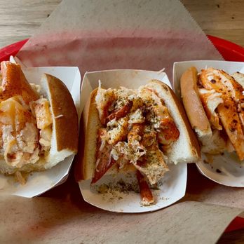 Luke's Lobster  - Lobster Roll Flight (Truffle, Lemon, Spicy Honey) - Seafood Near Me - Seattle, Washington