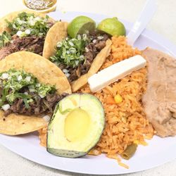 La Nortenita - Taco platter