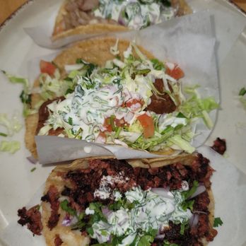 Four Tunas Fish & Bar - Smoke tuna,seafood mix taco, ans fish tacos - Seafood Near Me - Escondido, California Four Tunas Fish & Bar - Smoke tuna,seafood mix taco, ans fish tacos - Seafood Near Me - Escondido, California