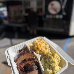 Yummys California Soul - BBQ 1 Way meal - brisket