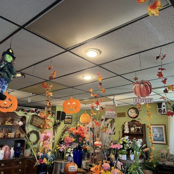 Town & Country Florist - Halloween decor : ) - Florists Near Me - Buffalo, New York Town & Country Florist - Halloween decor : ) - Florists Near Me - Buffalo, New York