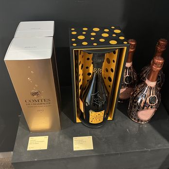 Sotheby's - Auction Houses Near Me - New York, New York