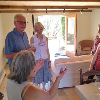 Saracina Vineyards - Friend begin to gather. - Wine Tours Near Me - Hopland, California Saracina Vineyards - Friend begin to gather. - Wine Tours Near Me - Hopland, California