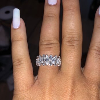 Leon Diamond - Jewelry Near Me - New York, New York