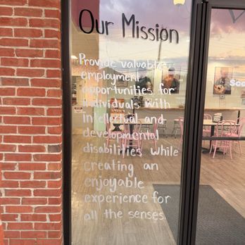 Scoopable - Mission statement - Ice Cream & Frozen Yogurt Near Me - Loveland, Ohio Scoopable - Mission statement - Ice Cream & Frozen Yogurt Near Me - Loveland, Ohio