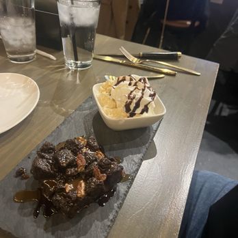 Brick+Bramble - Dessert brownie (amazing!) - Cocktail Bars Near Me - Edwardsville, Illinois Brick+Bramble - Dessert brownie (amazing!) - Cocktail Bars Near Me - Edwardsville, Illinois