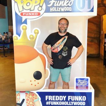 Funko - Vacation Dad Edition! - Toy Stores Near Me - Los Angeles, California