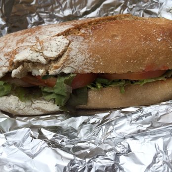 A Sandeira - Olive feta tomato - Sandwiches Near Me - Porto, 13
