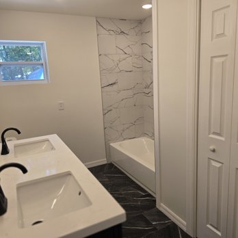 Big Hammer Construction Services - New bathroom - Masonry/Concrete Near Me - Archer, Florida Big Hammer Construction Services - New bathroom - Masonry/Concrete Near Me - Archer, Florida