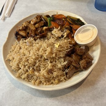 Crazy  Crab - Seafood Near Me - Southfield, Michigan