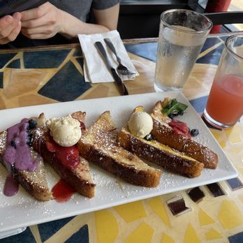 Batter & Berries - Super Flight - Breakfast & Brunch Near Me - Chicago, Illinois Batter & Berries - Super Flight - Breakfast & Brunch Near Me - Chicago, Illinois