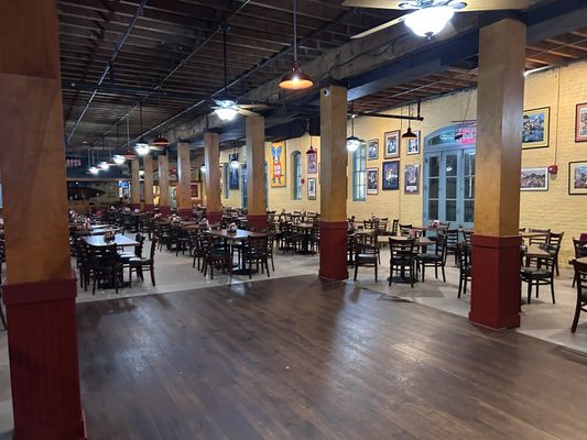 Mulate's | The Original Cajun Restaurant by null