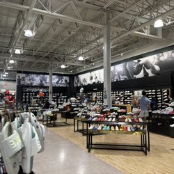 DICK'S Sporting Goods