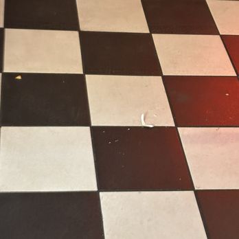 Fuddruckers - Dirty floors - Burgers Near Me - Myrtle Beach, South Carolina Fuddruckers - Dirty floors - Burgers Near Me - Myrtle Beach, South Carolina