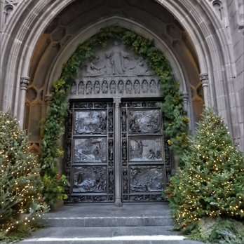 Trinity Church - North Door - Churches Near Me - New York, New York