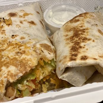 La Carreta Taqueria - Chicken burrito - Tacos Near Me - Hammonton, New Jersey La Carreta Taqueria - Chicken burrito - Tacos Near Me - Hammonton, New Jersey