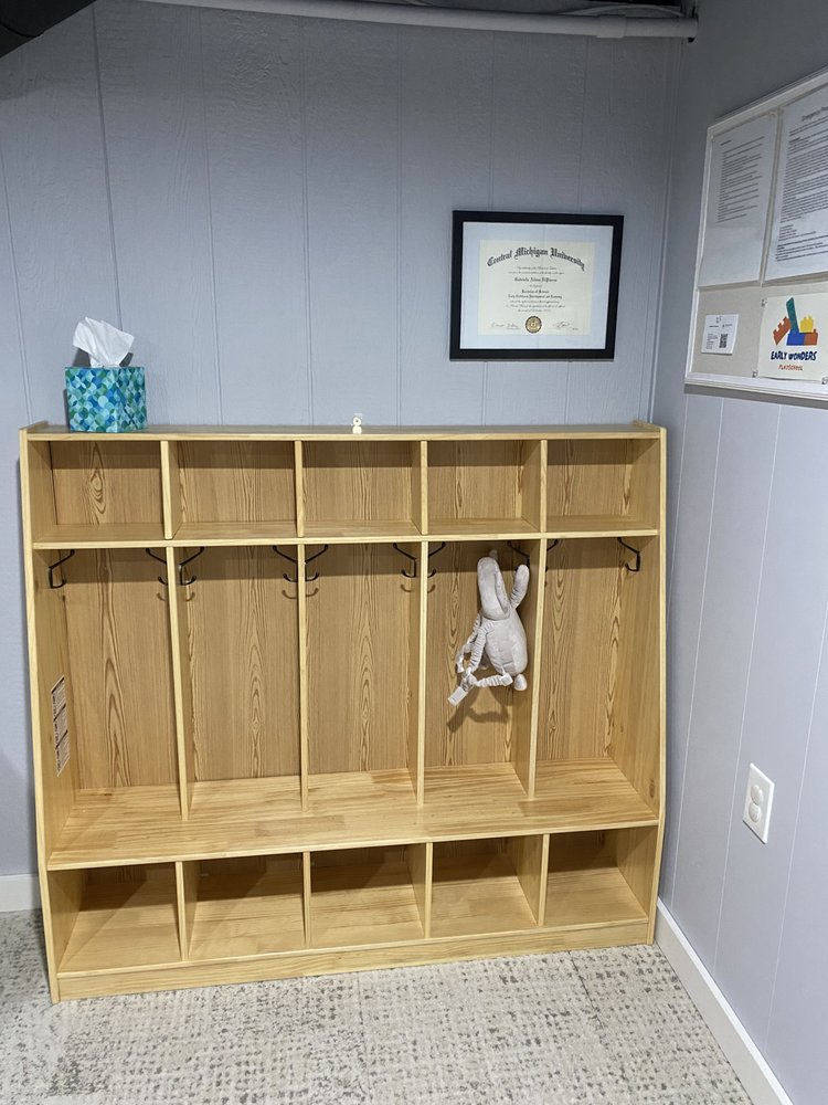 Early Wonders Playschool - childcare center in Farmington Hills, MI