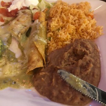 El Rancho Mexican Restaurant - Chicken Flautas De Pollo - Mexican Near Me - Houston, Texas