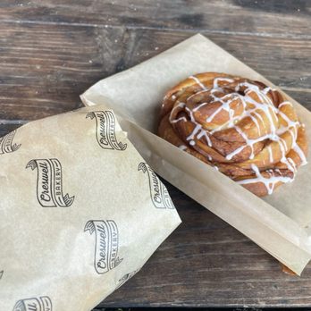 Creswell Bakery - Sweet roll - Breakfast & Brunch Near Me - Creswell, Oregon