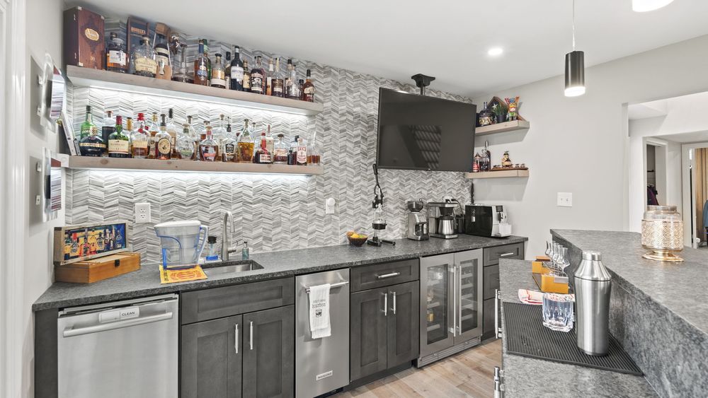 Slide of Veteran Built Homes