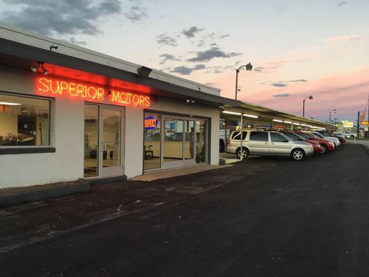 Superior Motors by null