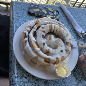 Ramona Cafe - Original Cinnamon Roll - Breakfast & Brunch Near Me - Ramona, California Ramona Cafe - Original Cinnamon Roll - Breakfast & Brunch Near Me - Ramona, California