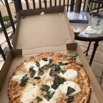 Tapa Bar - Margarita pizza - Wine Bars Near Me - Honolulu, Hawaii Tapa Bar - Margarita pizza - Wine Bars Near Me - Honolulu, Hawaii