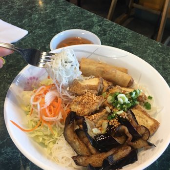 Vi-Ann Restaurant - The Deluxe Vermicelli - Vietnamese Near Me - Winnipeg, Manitoba Vi-Ann Restaurant - The Deluxe Vermicelli - Vietnamese Near Me - Winnipeg, Manitoba