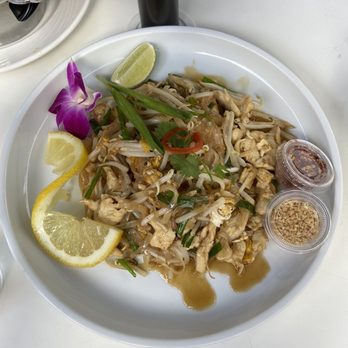 Nawa Thai - Thai Near Me - Manhattan Beach, California Nawa Thai - Thai Near Me - Manhattan Beach, California