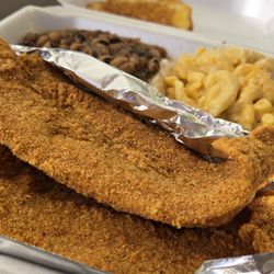 Sweet Lisa's Cafe - Two piece catfish combo.