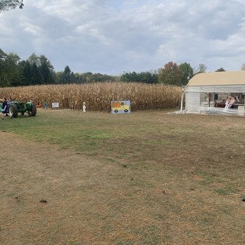 Stevens Garden - Corn maze $2 pp - Farms Near Me - Monclova, Ohio Stevens Garden - Corn maze $2 pp - Farms Near Me - Monclova, Ohio